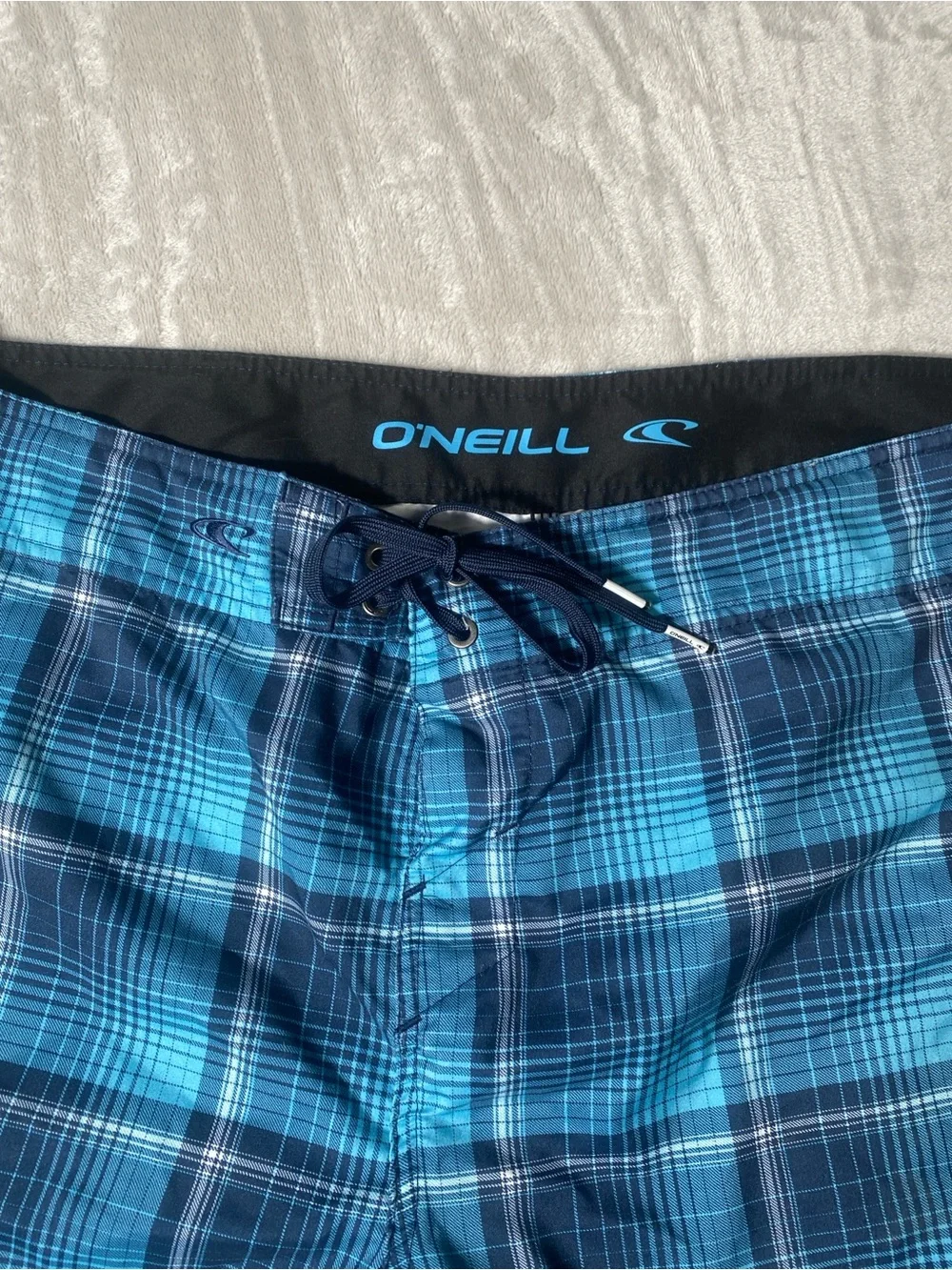 O'Neill Men's Blue Plaid Board Shorts